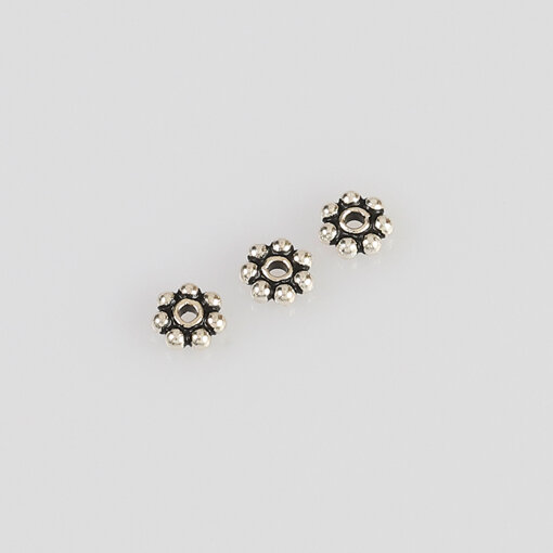Daisy Spacer 3mm / 10g / approx. 175 pieces / silver