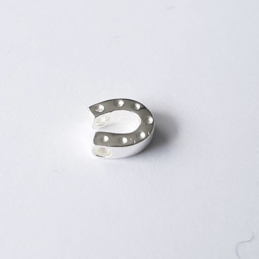 Horseshoe Bead