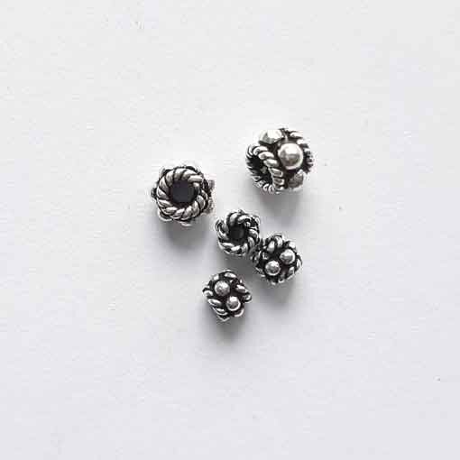Perle 3 x 3mm / 10g / ca. 65 Stück / silber