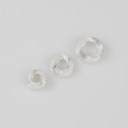 Kreis 4 x 2mm / 10g / ca. 75 Stück / silber