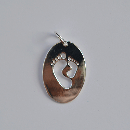 Anhänger Oval mit Fußabdruck