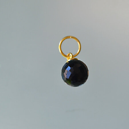 Onyx Pendant 10mm / 3 pieces / gold