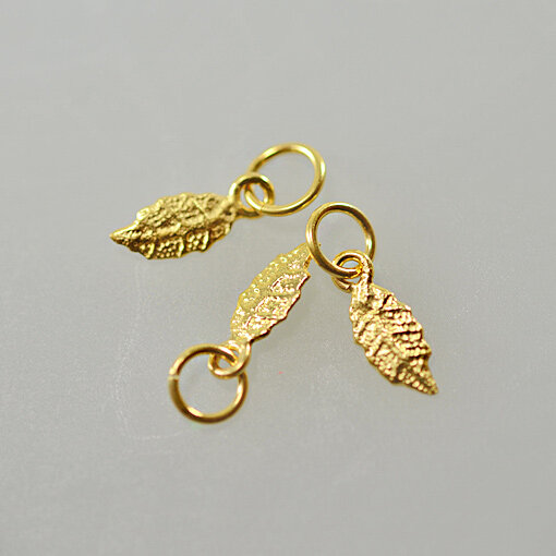 Leaf Charm