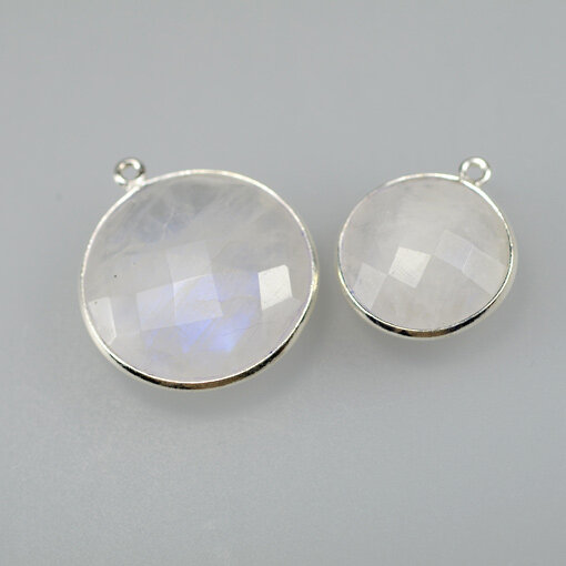 Moonstone 16mm / 1 piece / silver