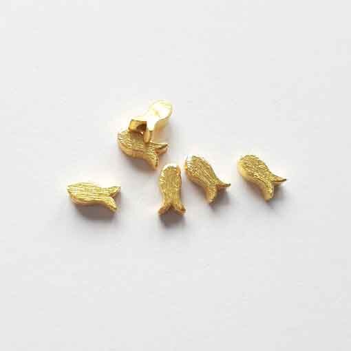 Fisch 6,5 x 4mm / 10g / ca. 26 Stück / gold