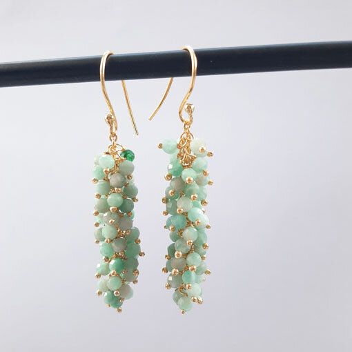 Semi Precious Stone Earring Apatite / 1 pair / gold