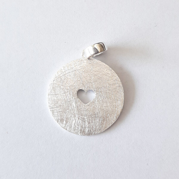 Round Pendant with Heart 25mm / 1 piece / silver